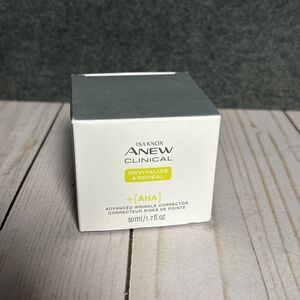 AVON ISA KNOX ANEW CLINICAL ADVANCED WRINKLE CORRECTOR, WITH BOX.